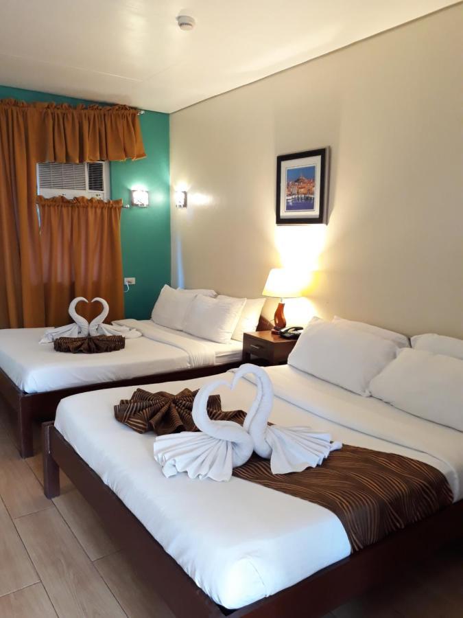 Sea Garden Resort Iloilo Pavia Buitenkant foto