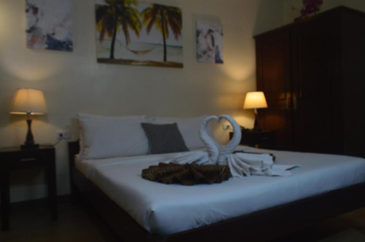 Sea Garden Resort Iloilo Pavia Buitenkant foto