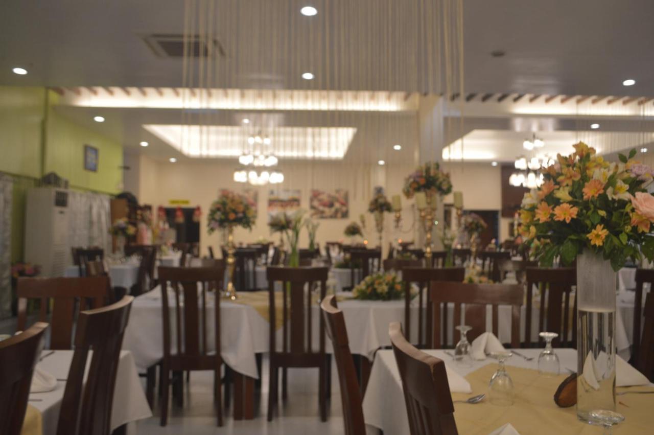 Sea Garden Resort Iloilo Pavia Buitenkant foto
